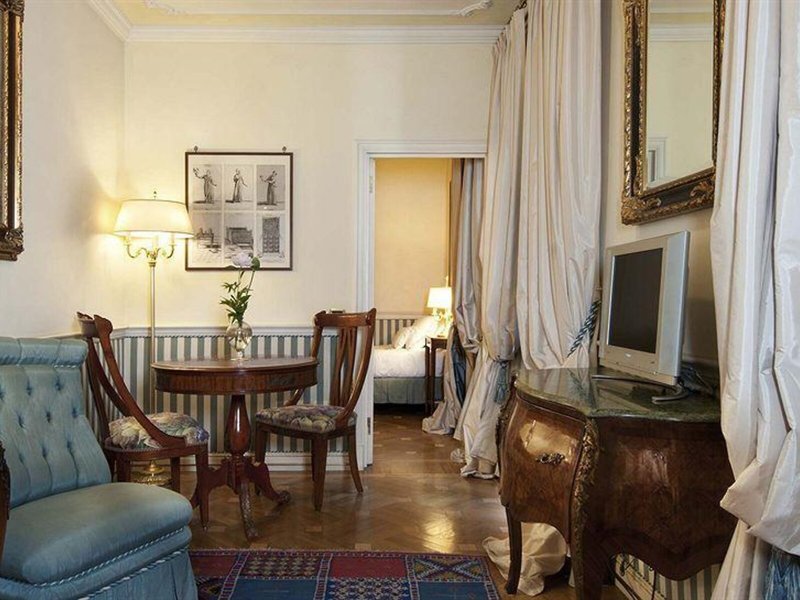 Petit Palais Hotel de Charme 5