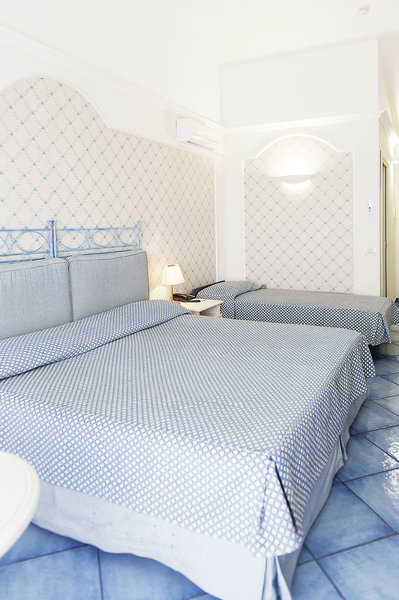 Hotel Santa Gilla 7