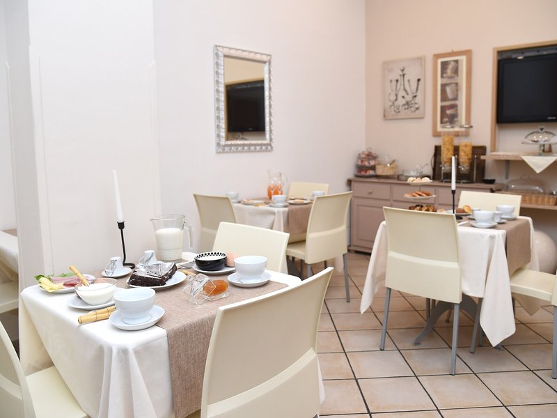 Hotel Sorrento City 10