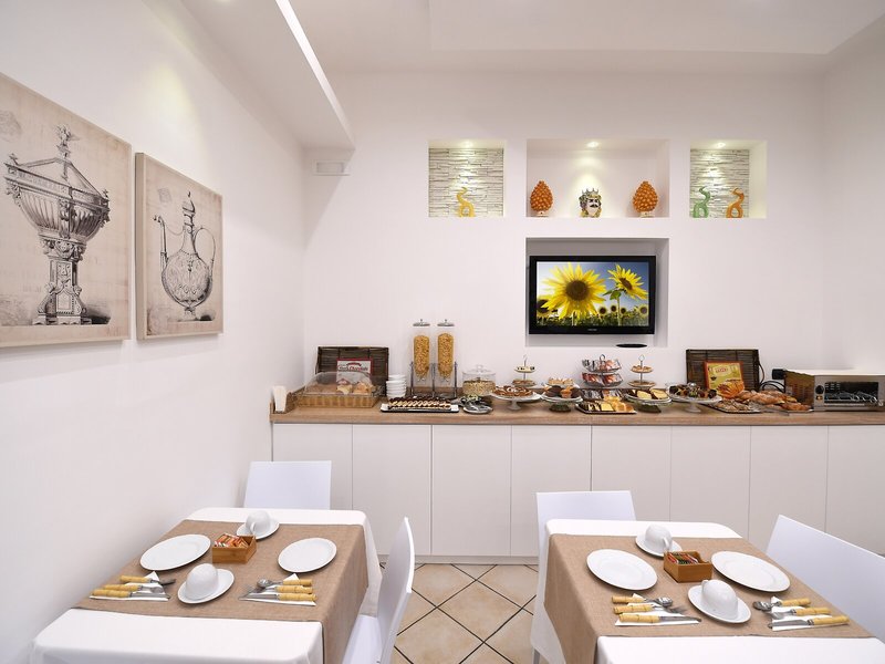 Hotel Sorrento City 16