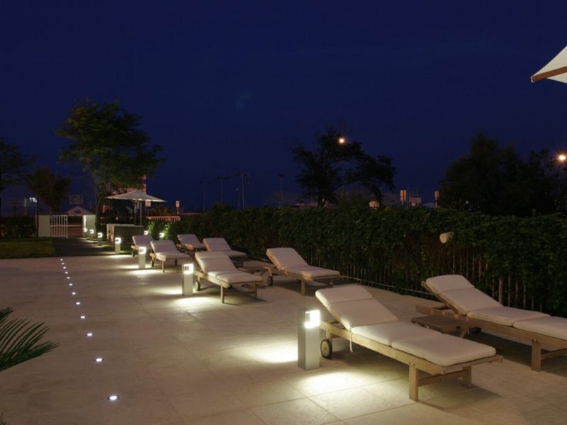 Le Rose Suite Hotel