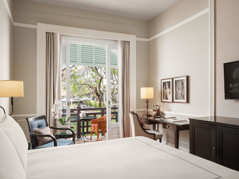Raffles Le Royal 28