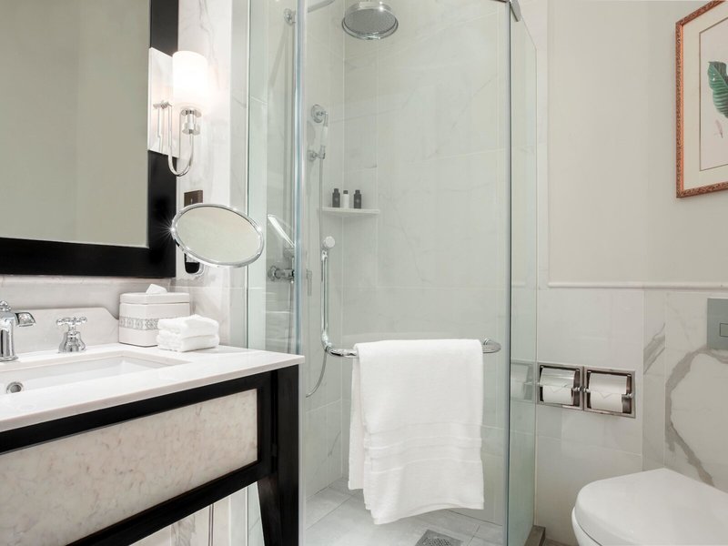 Raffles Le Royal 33
