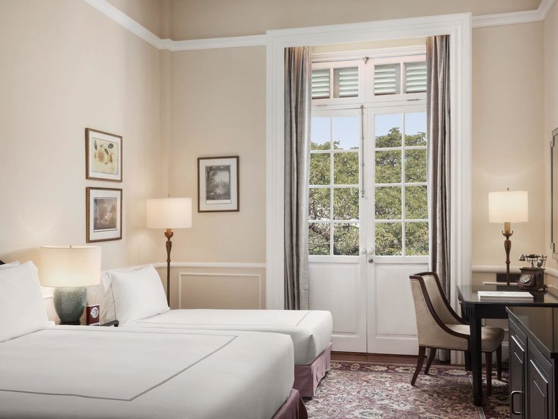 Raffles Le Royal 35