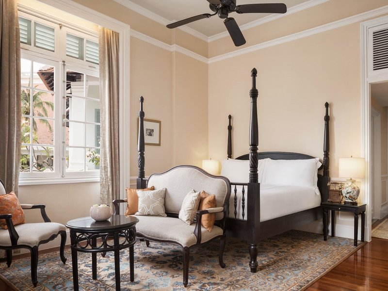 Raffles Le Royal 36