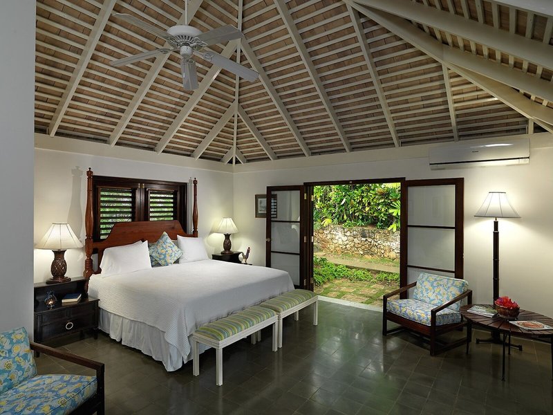 Round Hill Hotel & Villas 5