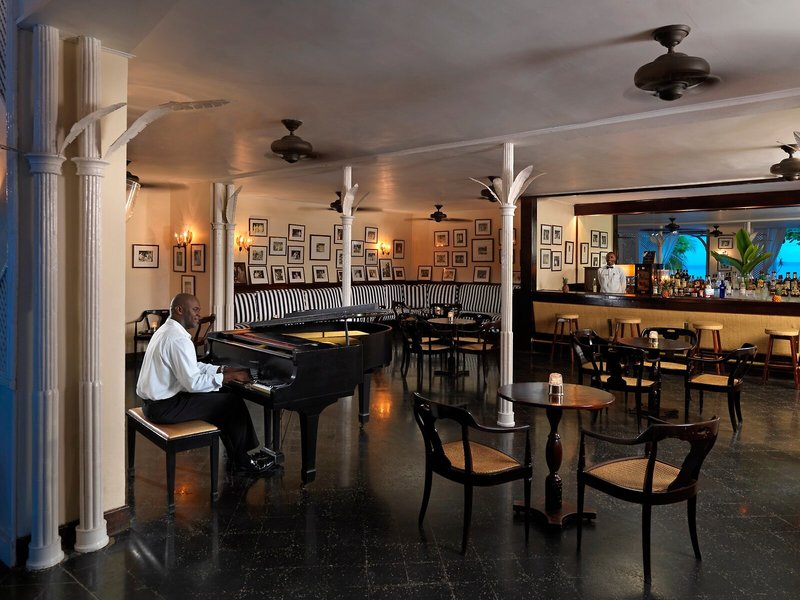 Round Hill Hotel & Villas 27