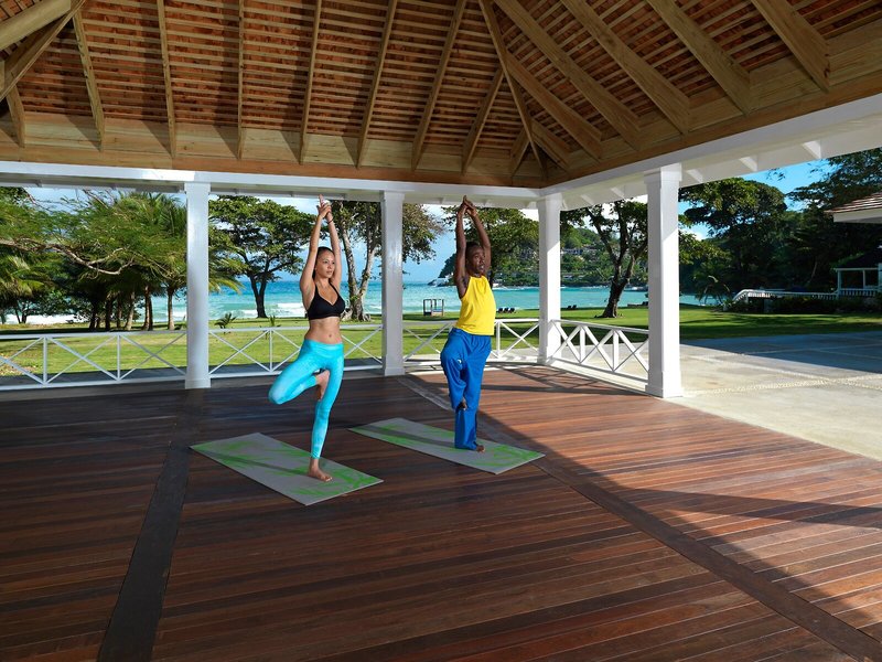 Round Hill Hotel & Villas 37