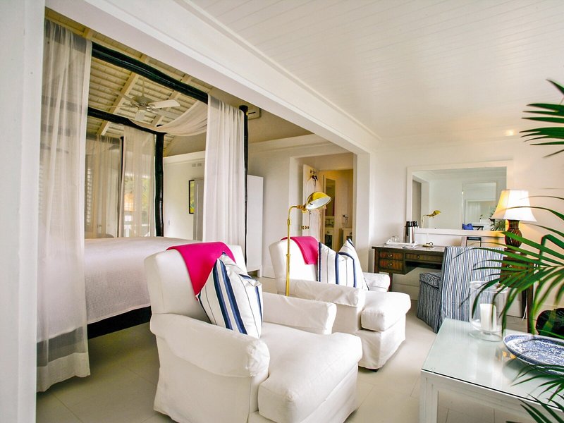 Round Hill Hotel & Villas 43