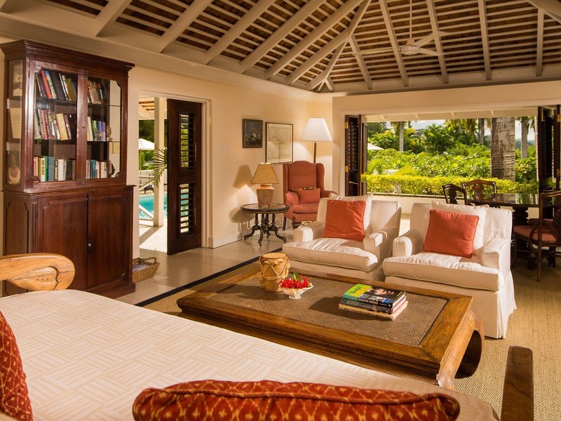 Round Hill Hotel & Villas 48