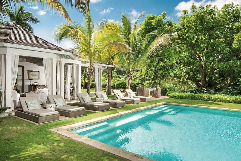 Round Hill Hotel & Villas 6