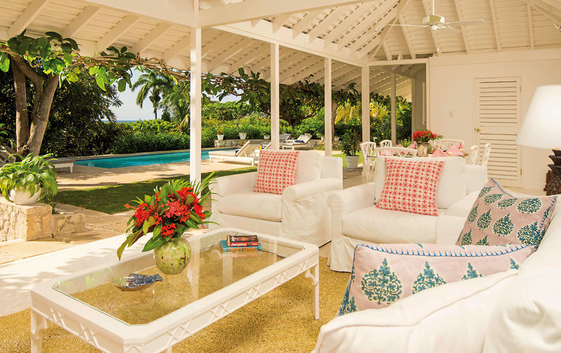 Round Hill Hotel & Villas 12