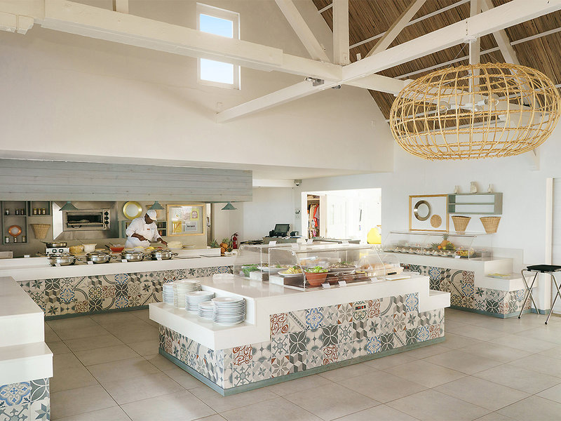 Hotel Tropical Attitude 13