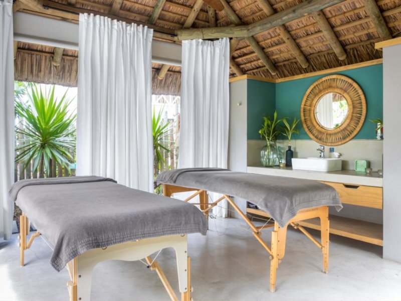 Hotel Tropical Attitude 21