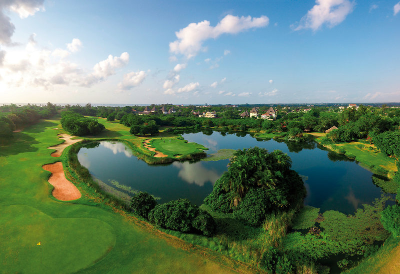 Leisure Lodge Beach & Golf Resort 1