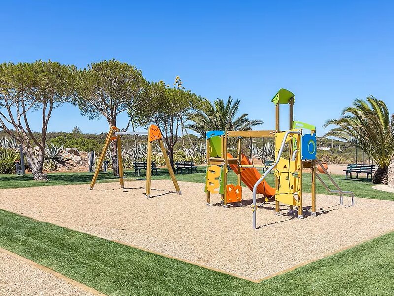 Salema Beach Village 32