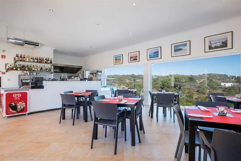 Salema Beach Village 8