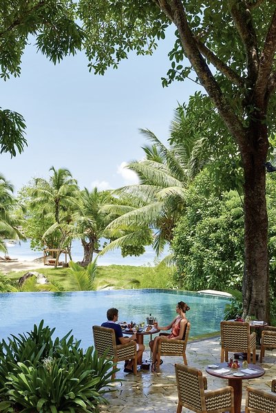 Constance Lemuria 18