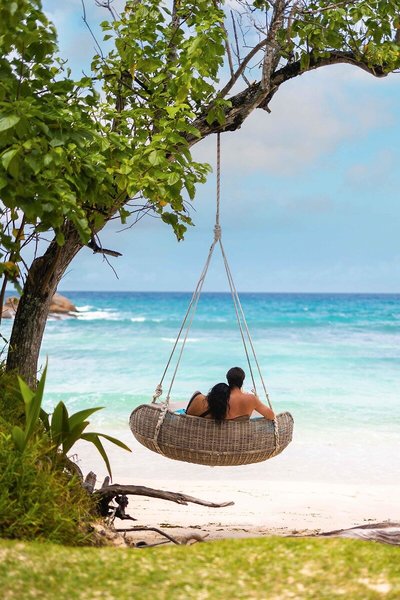 Constance Lemuria 19