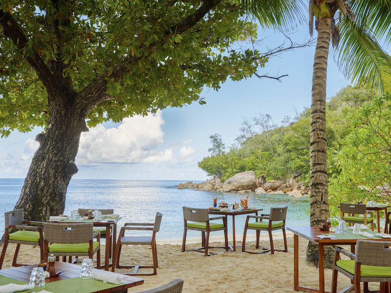 Constance Lemuria 30