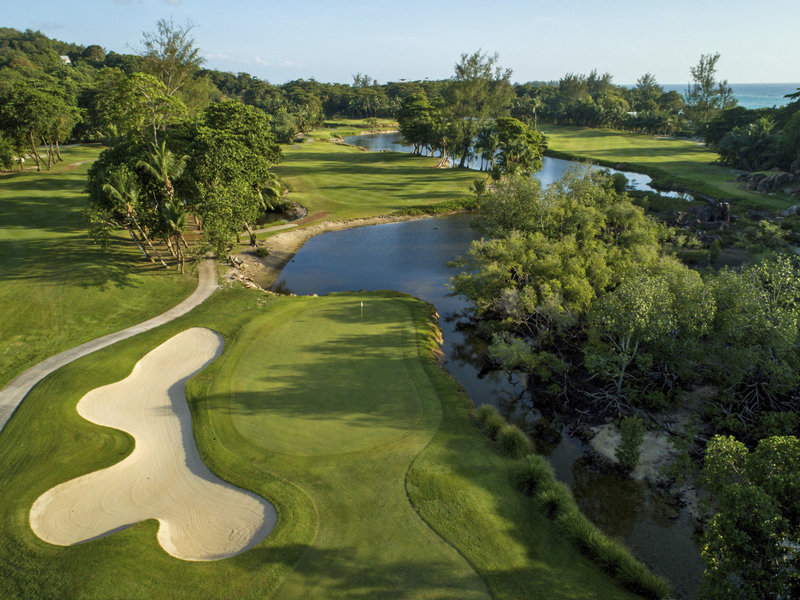 Constance Lemuria 44