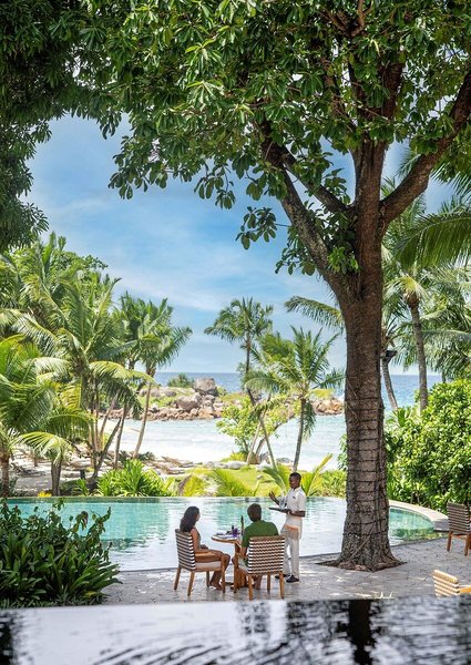 Constance Lemuria 41