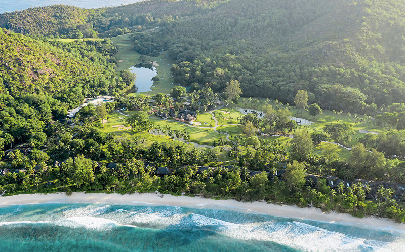 Constance Lemuria 34