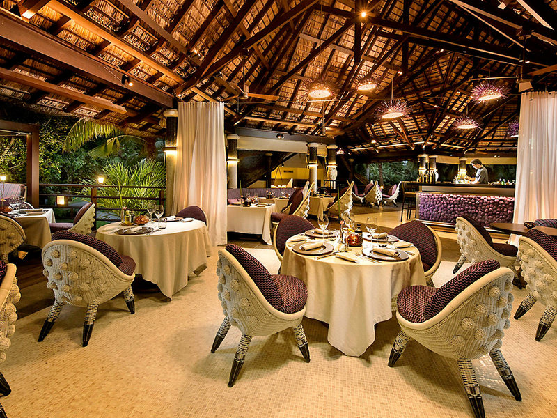 Constance Lemuria 31