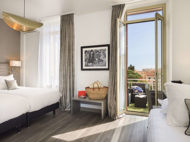 Hotel The Originals des Orangers Cannes 41 - Room Example