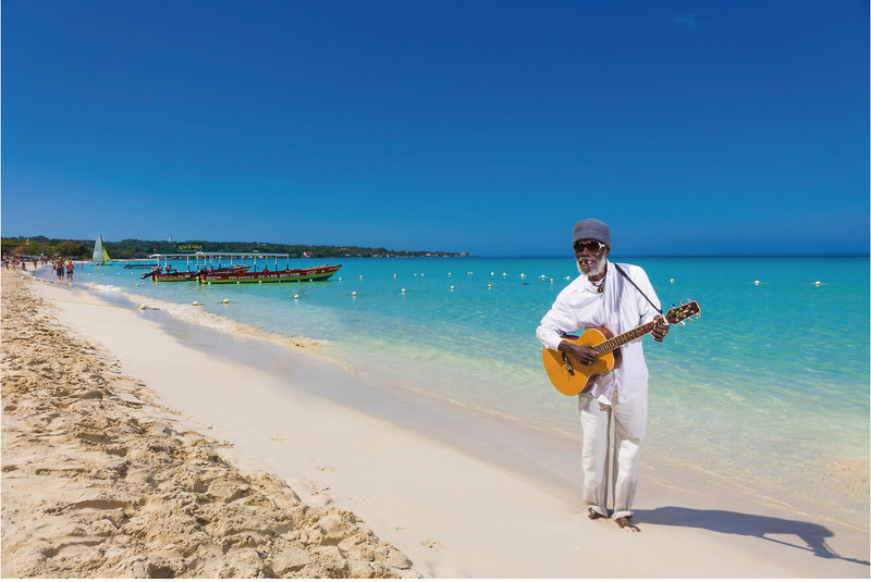 Legends Beach Hotel 9
