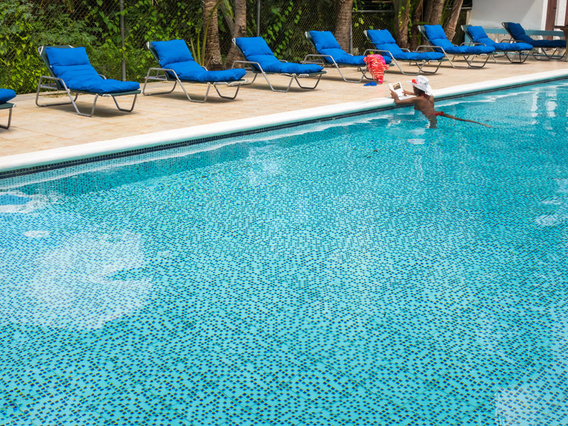 Legends Beach Hotel 11