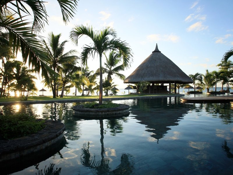 LUX* Le Morne 19