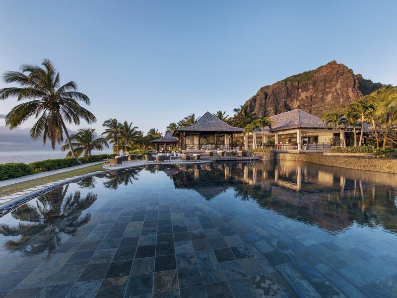 LUX* Le Morne 21