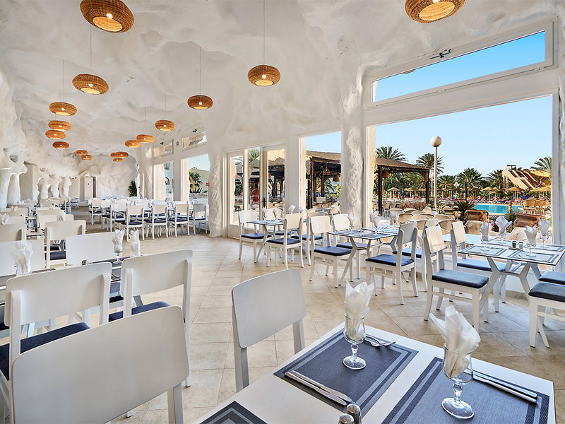 Baya Beach Aqua Park Resort & Thalasso 10