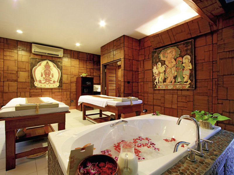 Mom Tri's Villa Royale Phuket 34