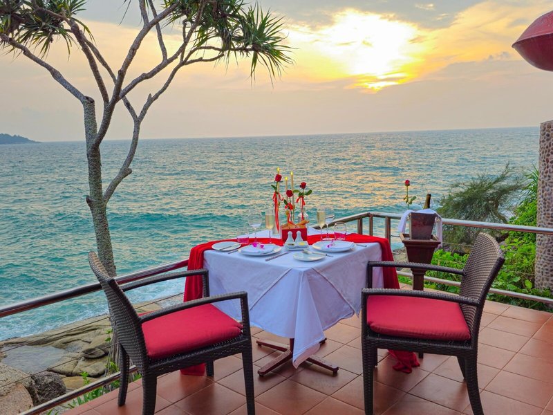 Mom Tri's Villa Royale Phuket 41