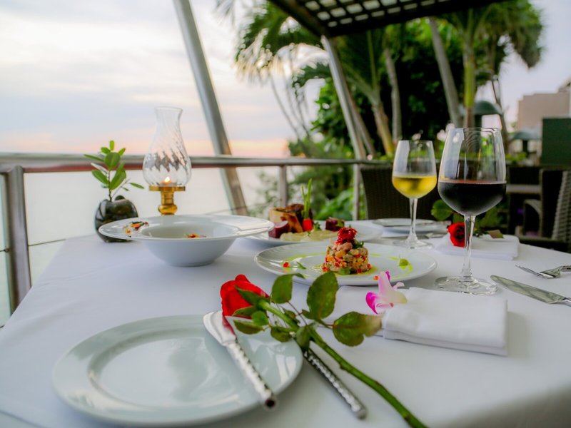 Mom Tri's Villa Royale Phuket 43