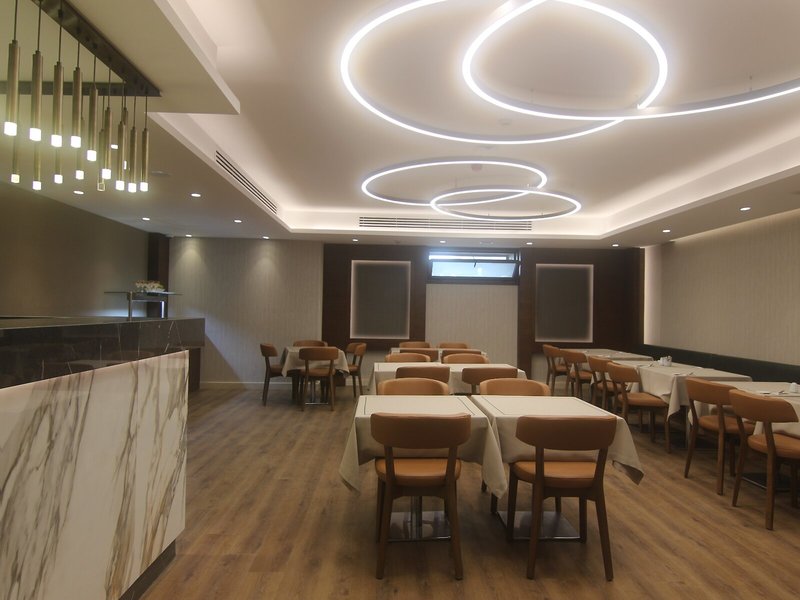 Riva Hotel Nisantasi 6