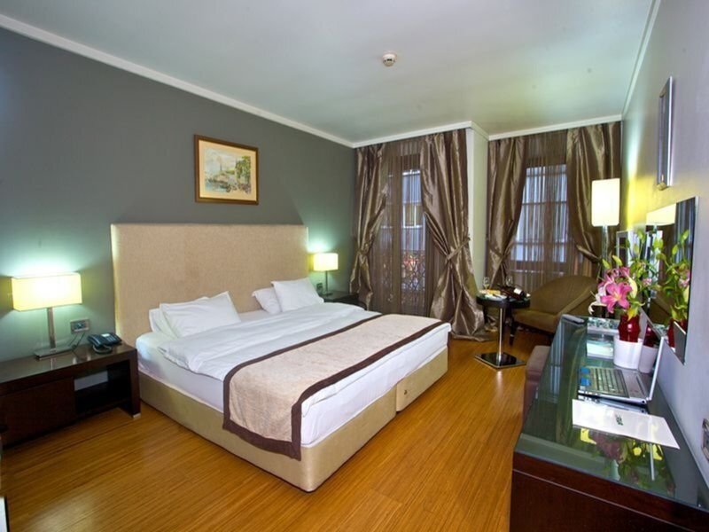 Riva Hotel Nisantasi 16