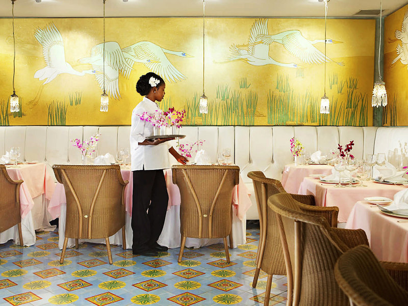 Couples Swept Away 12