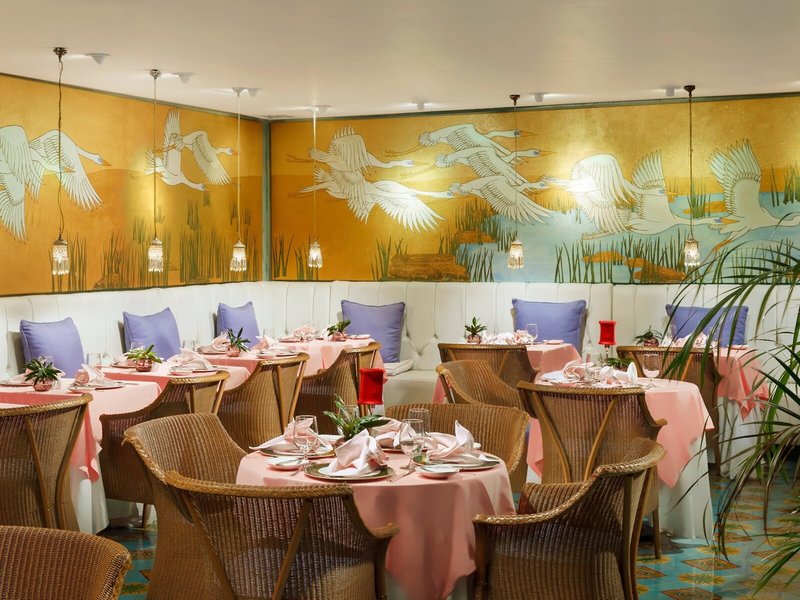 Couples Swept Away 16