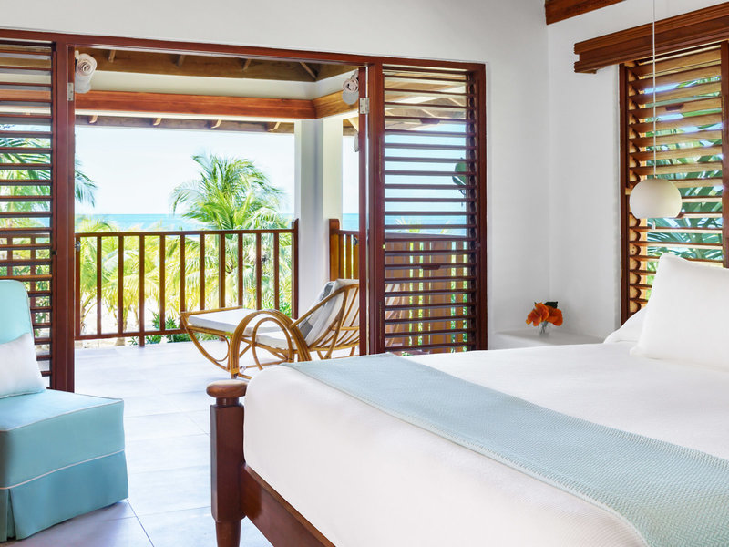 Couples Swept Away 21