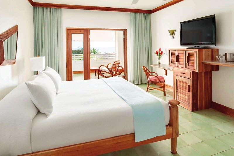 Couples Swept Away 19