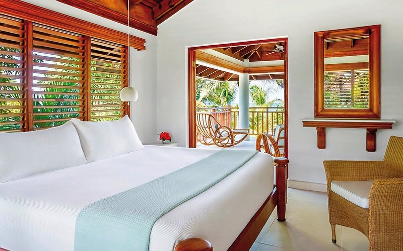 Couples Swept Away 30