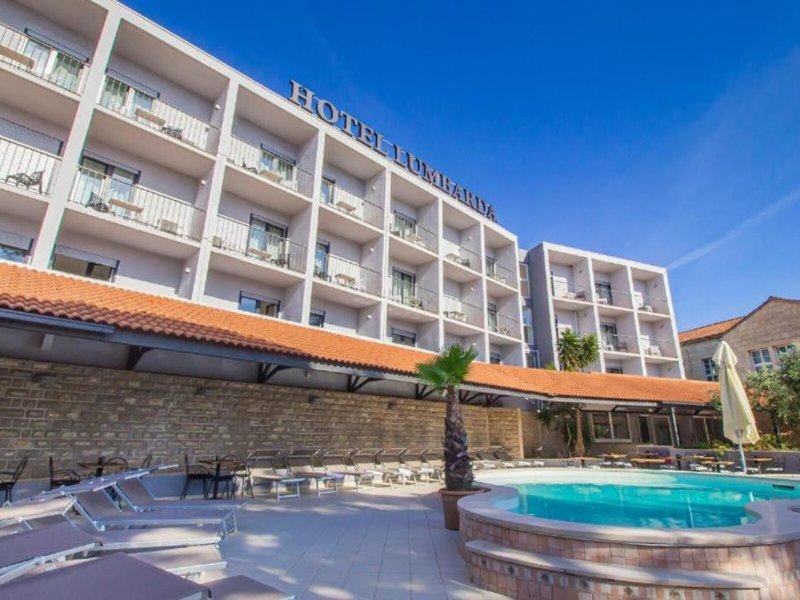 Hotel Lumbarda 4