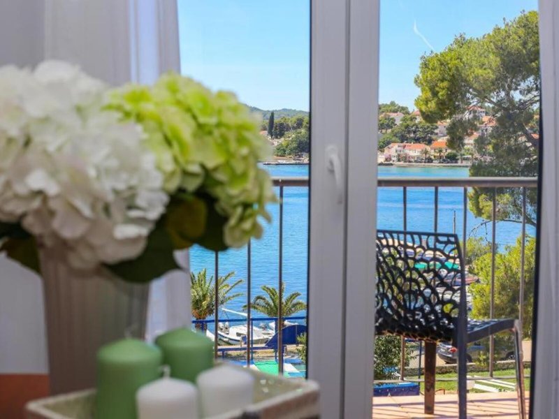 Hotel Lumbarda 9