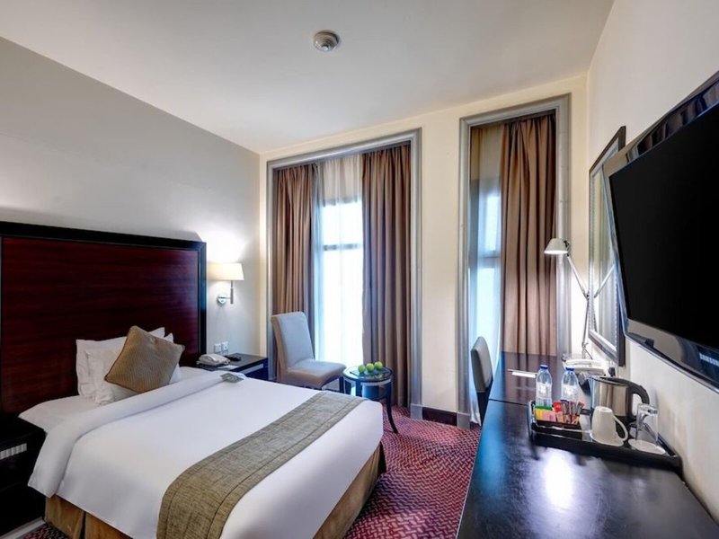 Mercure Gold Hotel Al Mina Road 38