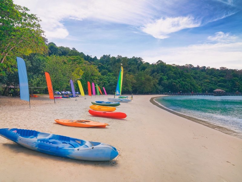 Bunga Raya Island Resort & Spa 3