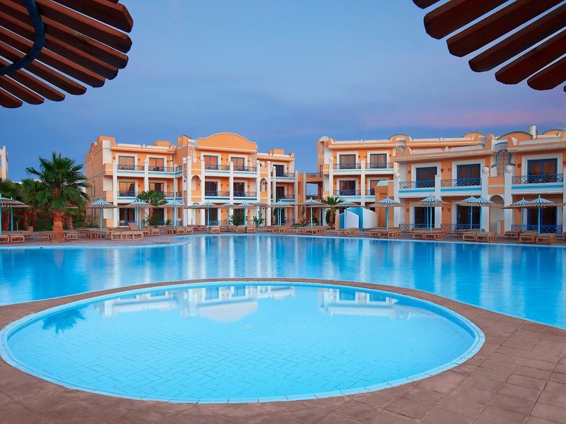 Mirage Bay Resort & Aquapark  1