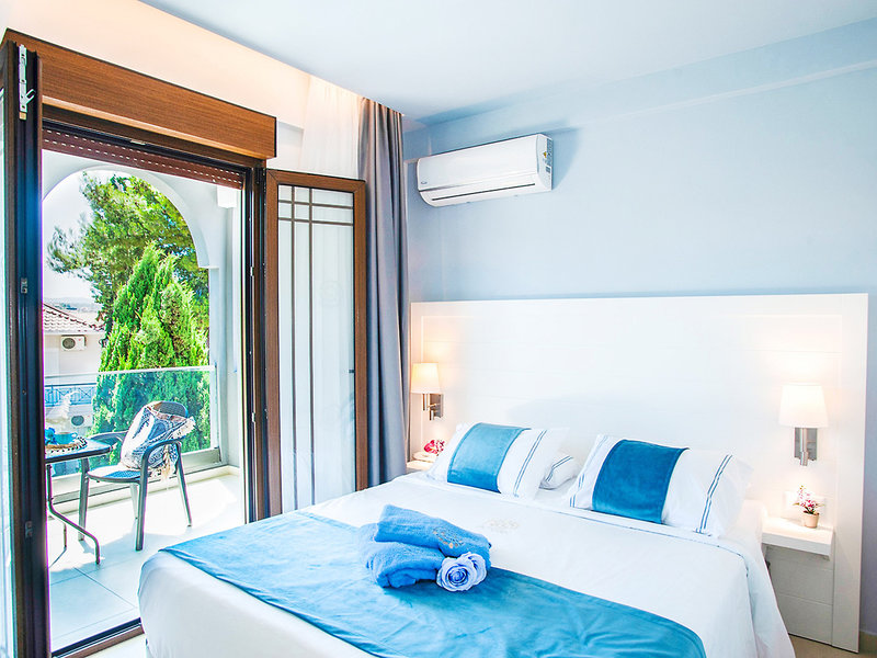 Acrotel Lily Ann Village 9